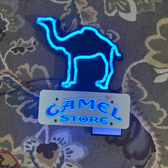 Authentic Camel Store light sign - Picture 5 of 5